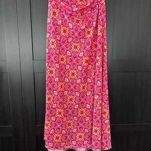 LuLaRoe Maxi Skirt in Red, Pink & Orange Paisley